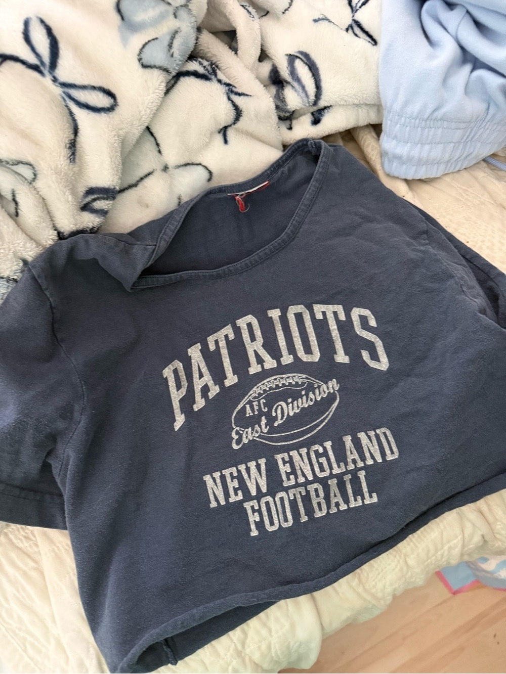 Patriots Blue Kids' New England Football Tee - Picture 2 of 2